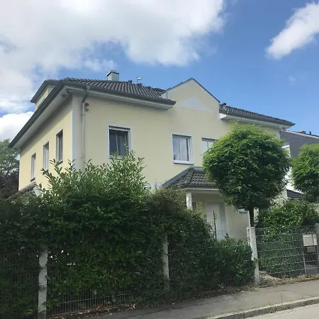 Helle Souterrainwohnung Mit Komfort Monaco di Baviera Esterno foto