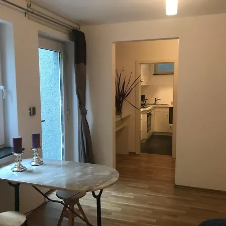 Helle Souterrainwohnung Mit Komfort Monaco di Baviera Esterno foto